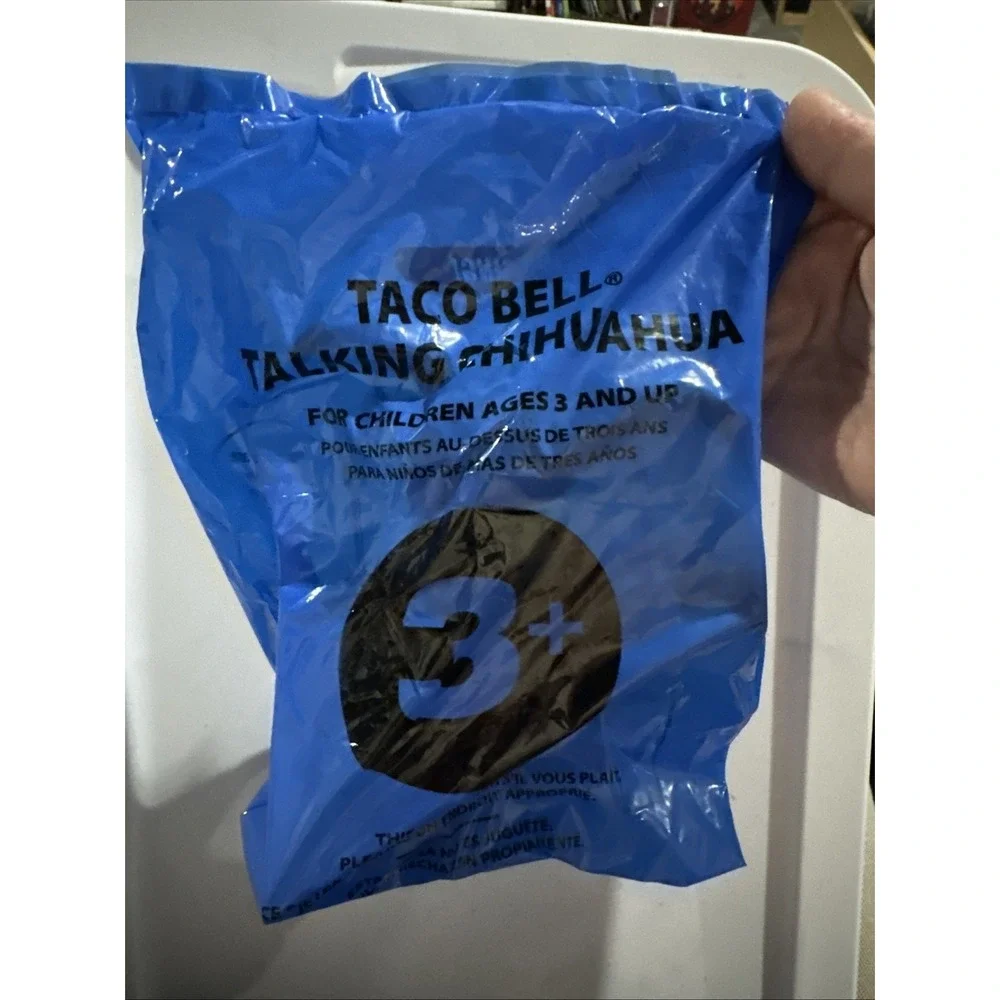 Vintage Taco Bell Chihuahua Plastic Yo Quiero Dog Mascot NEW SEALED UNTESTED
